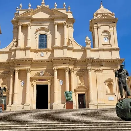 Sole E Luna Holiday home Noto